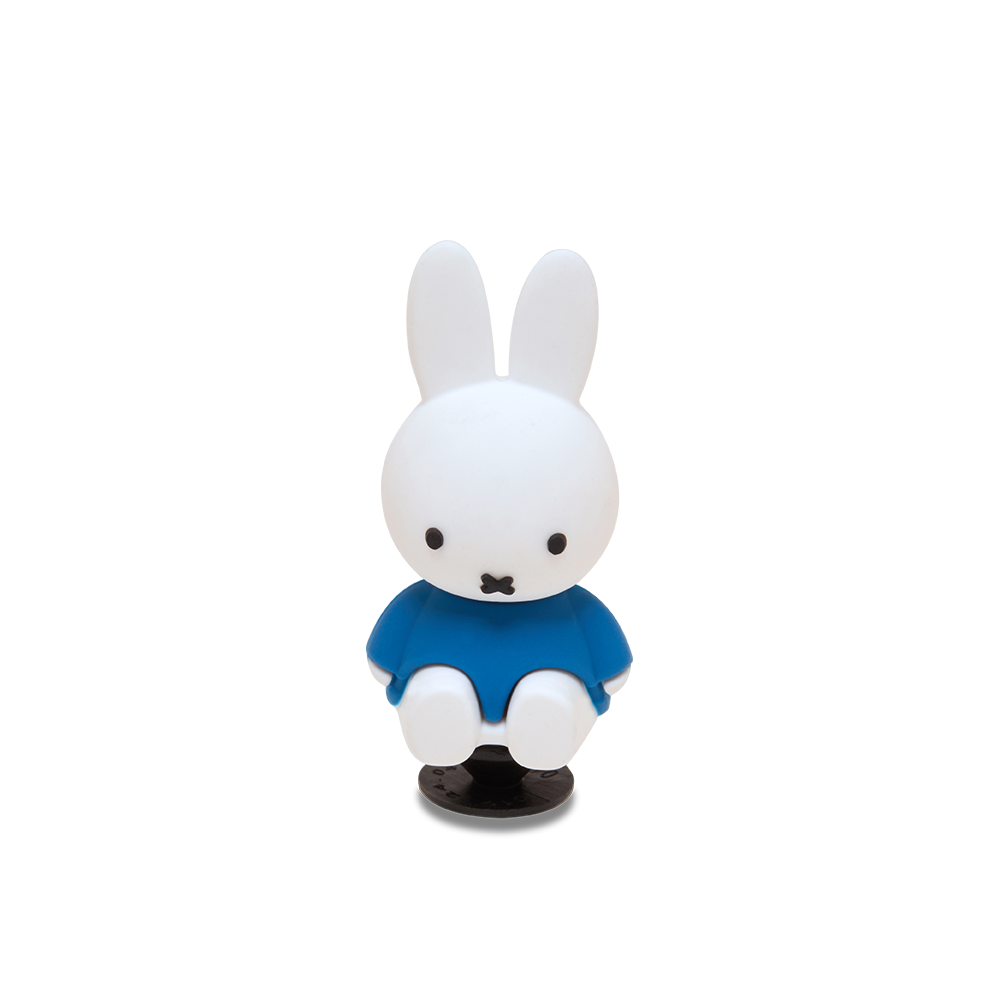 Miffy Sitting