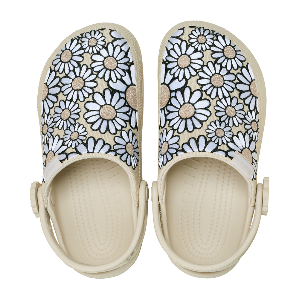 Crafted Daisy Clog