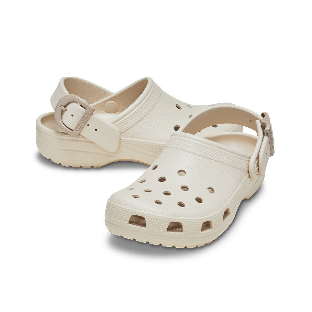 Classic Enamel Buckle Clog